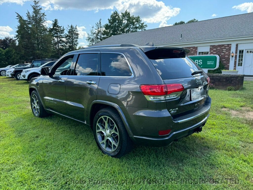 2019 Jeep Grand Cherokee WHAT AN AWESOME LOOKING JEEP! LOADED SUMMIT EDITION!  - 22527194 - 4