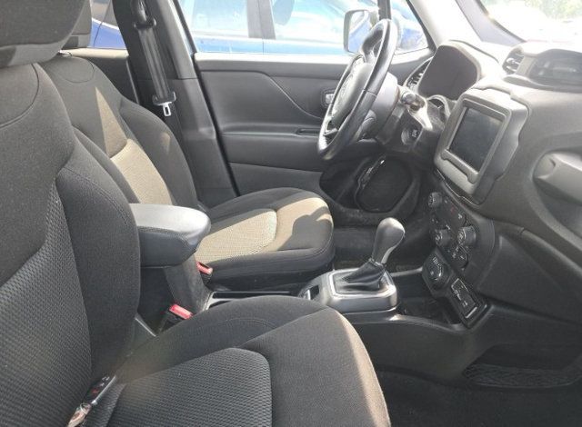 2019 Jeep Renegade Altitude 4x4 - 23066386 - 4