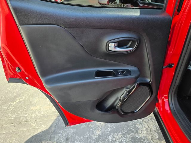 2019 Jeep Renegade Altitude FWD - 22921439 - 25