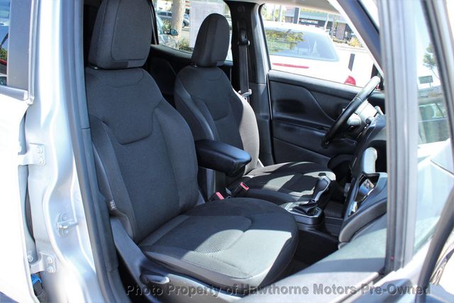 2019 Jeep Renegade Altitude FWD - 23066691 - 10