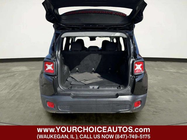 2019 Jeep Renegade Latitude 4x4 - 23000005 - 12