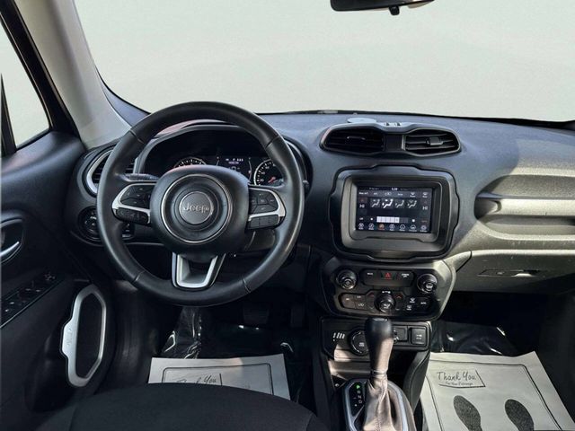 2019 Jeep Renegade Latitude 4x4 - 23000005 - 16