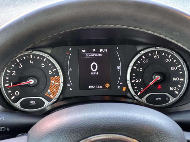 2019 Jeep Renegade Latitude 4x4 - 23000005 - 24