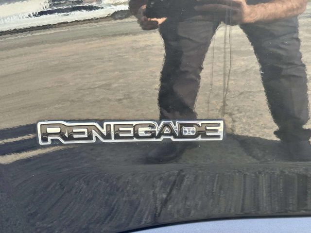 2019 Jeep Renegade Latitude 4x4 - 23000005 - 33