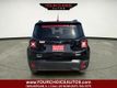 2019 Jeep Renegade Latitude 4x4 - 23000005 - 4