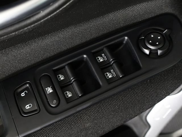 2019 Jeep Renegade Latitude 4x4 - 23086920 - 31