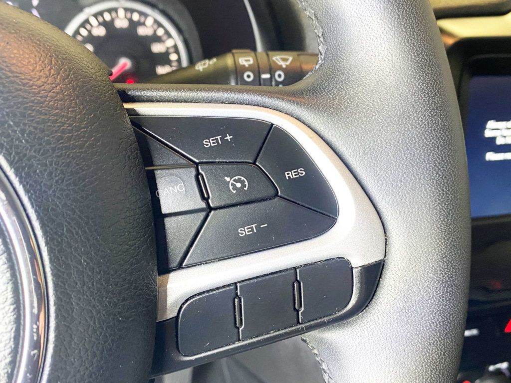 2019 Jeep Renegade Latitude photo 15