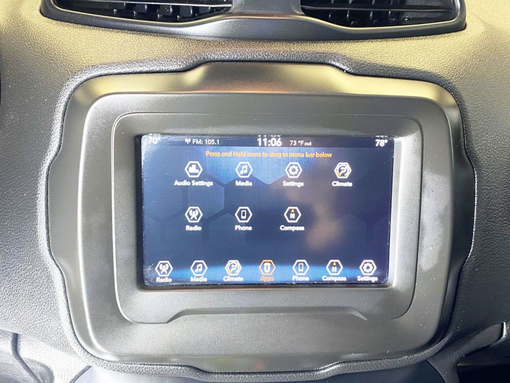 2019 Jeep Renegade Latitude photo 19