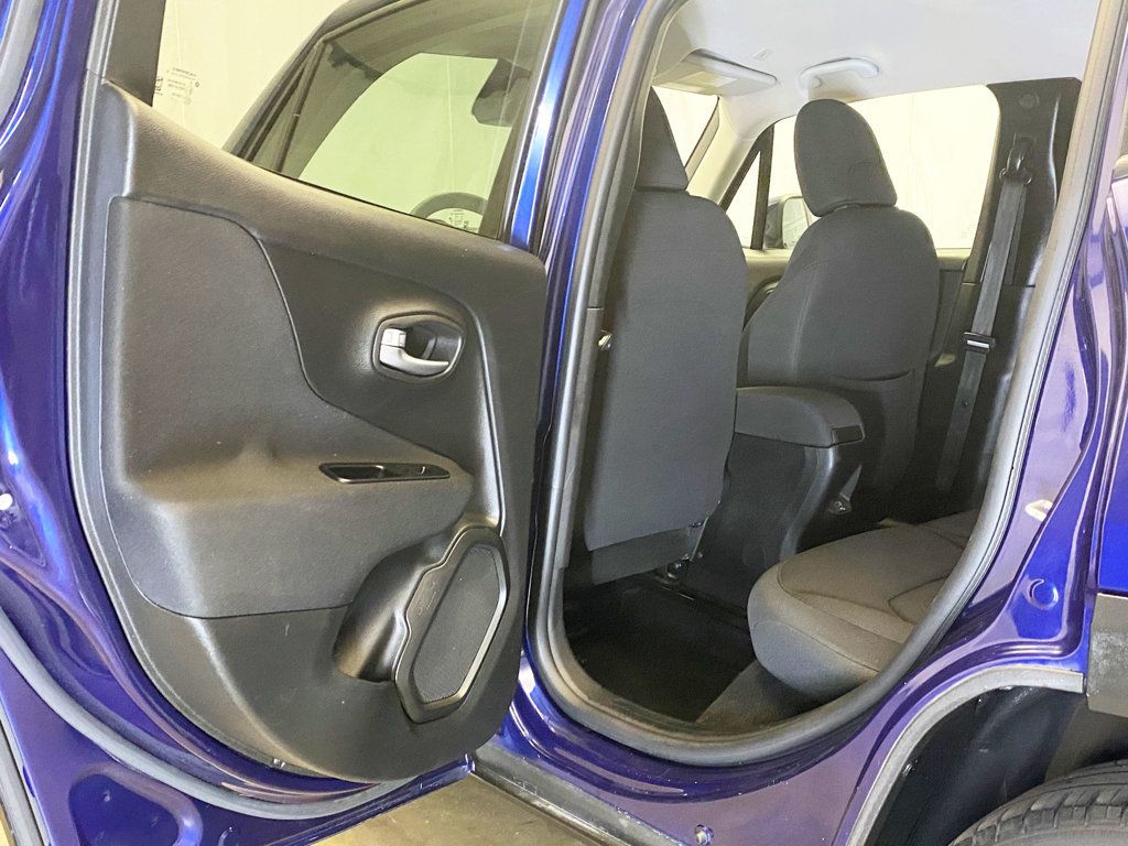 2019 Jeep Renegade Latitude photo 31