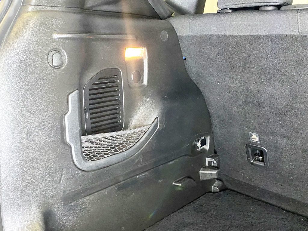 2019 Jeep Renegade Latitude photo 36