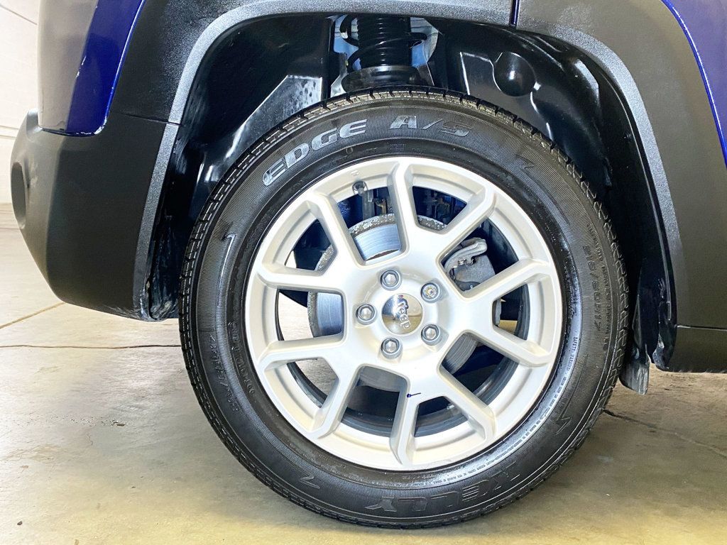 2019 Jeep Renegade Latitude photo 37