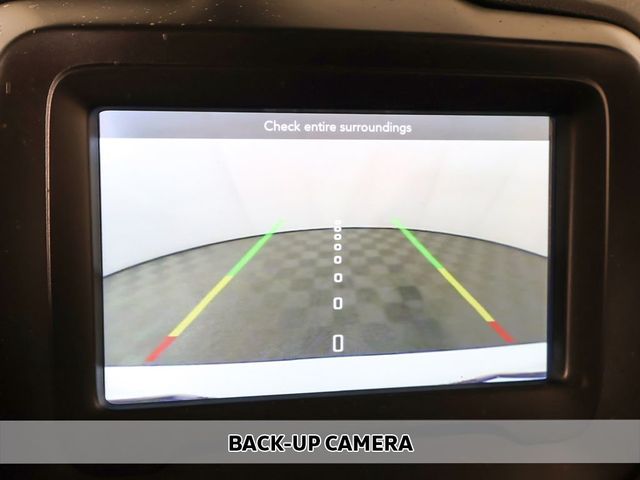 2019 Jeep Renegade Latitude FWD - 23003020 - 2