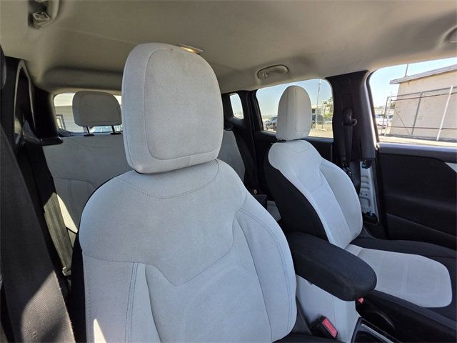 2019 Jeep Renegade Latitude FWD - 22791367 - 11