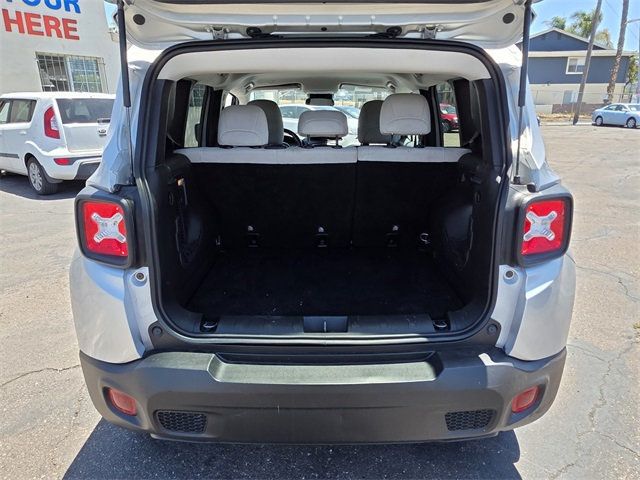 2019 Jeep Renegade Latitude FWD - 22791367 - 14