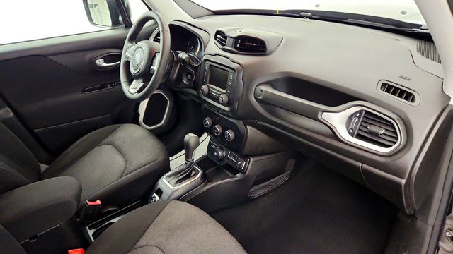 2019 Jeep Renegade Upland 4x4 - 23074945 - 22