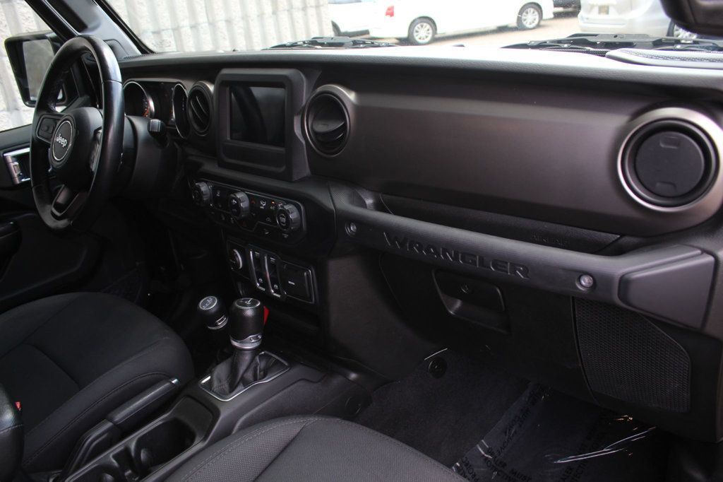 2019 Jeep Wrangler Sport S photo 9