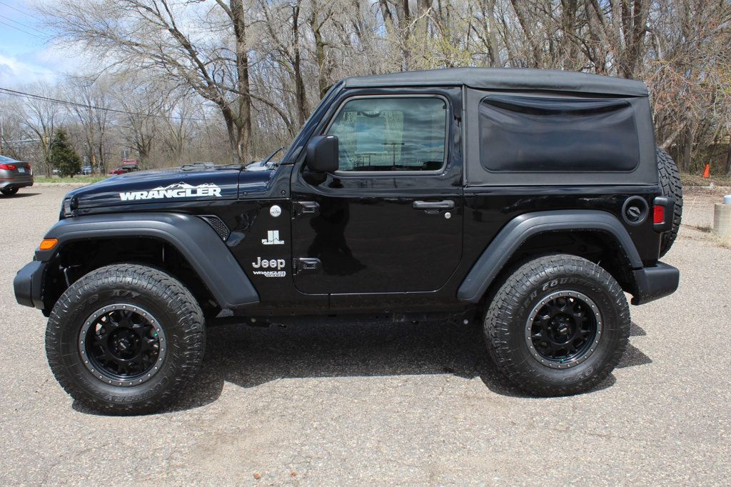 2019 Jeep Wrangler Sport S photo 15