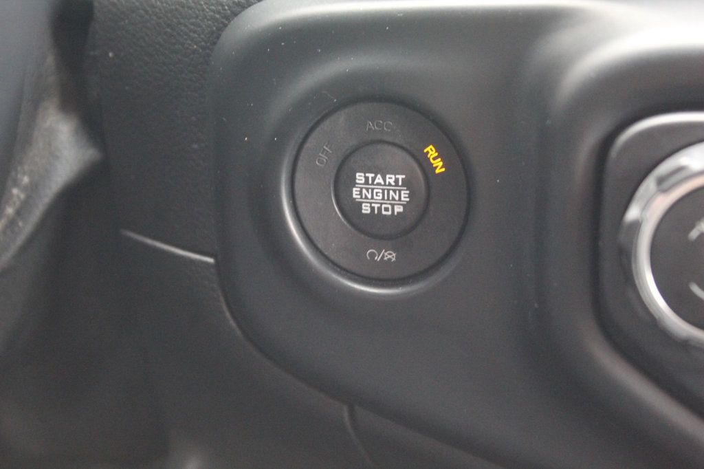 2019 Jeep Wrangler Sport S photo 24