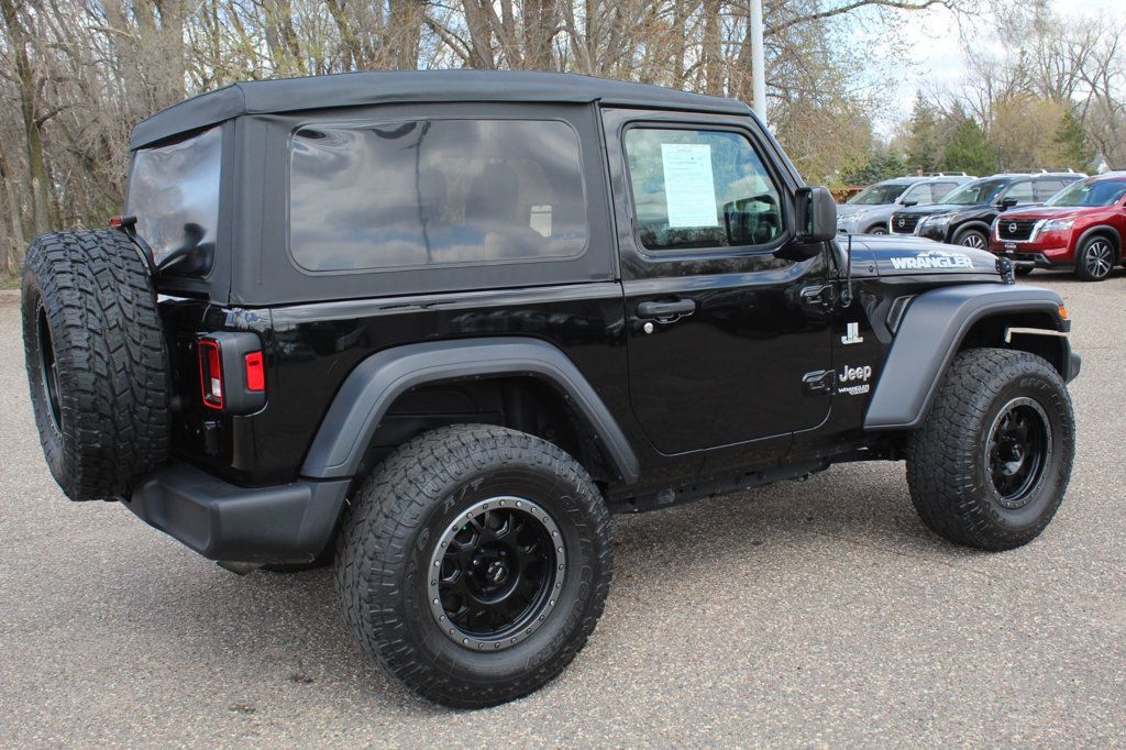 2019 Jeep Wrangler Sport S photo 3