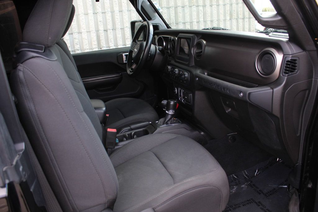 2019 Jeep Wrangler Sport S photo 8