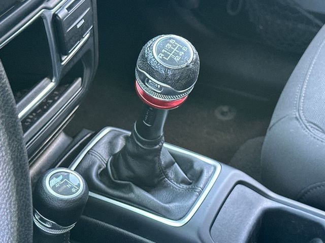 2019 Jeep Wrangler Sport - 23019444 - 18