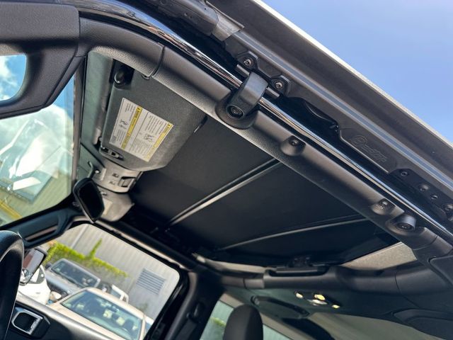 2019 Jeep Wrangler Sport - 23019444 - 19