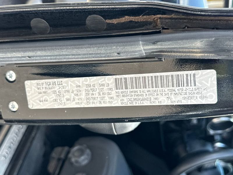 2019 Jeep Wrangler Sport - 23019444 - 22