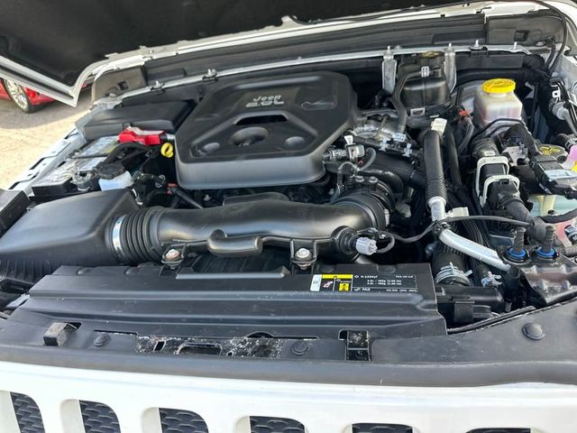 2019 Jeep Wrangler Sport S 4x4 - 22936642 - 21