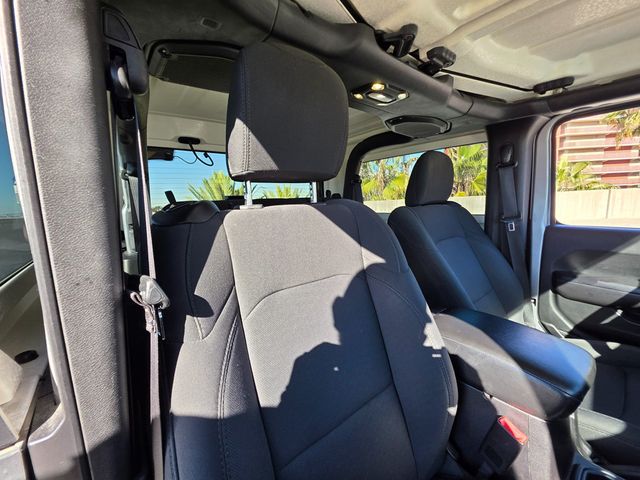 2019 Jeep Wrangler Sport S 4x4 - 22957137 - 10