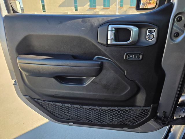 2019 Jeep Wrangler Sport S 4x4 - 22957137 - 18