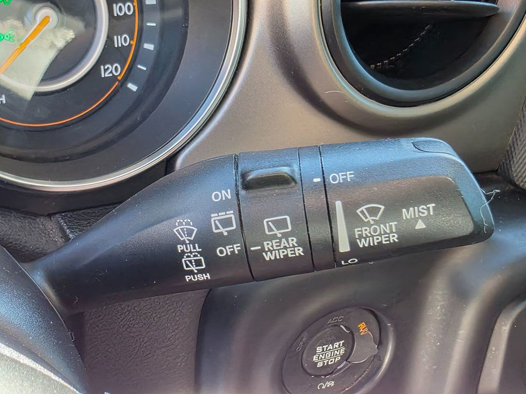 2019 Jeep Wrangler Sport S 4x4 - 22957137 - 23