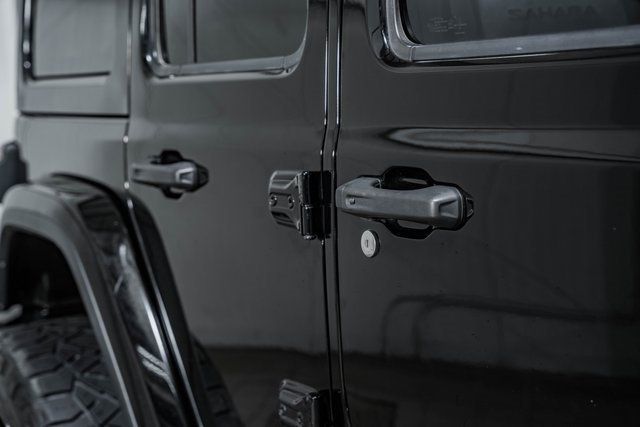 2019 Jeep Wrangler Unlimited Sahara - 22085120 - 18