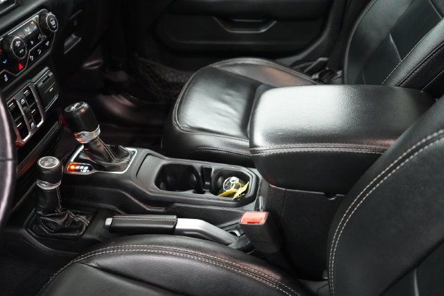 2019 Jeep Wrangler Unlimited Sahara 4x4 - 23084402 - 34