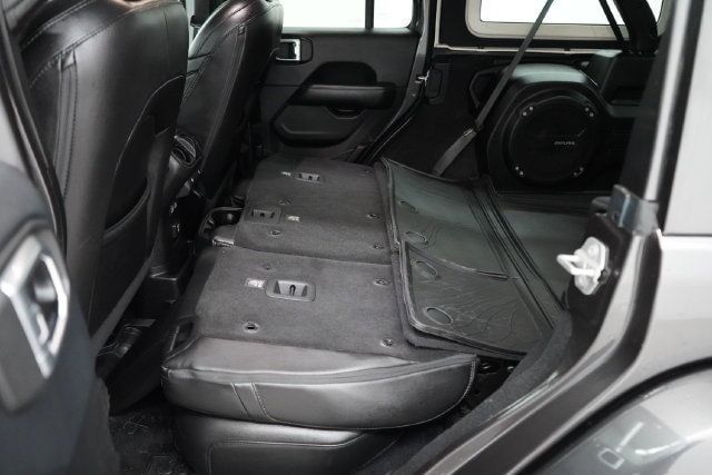 2019 Jeep Wrangler Unlimited Sahara 4x4 - 23084402 - 37