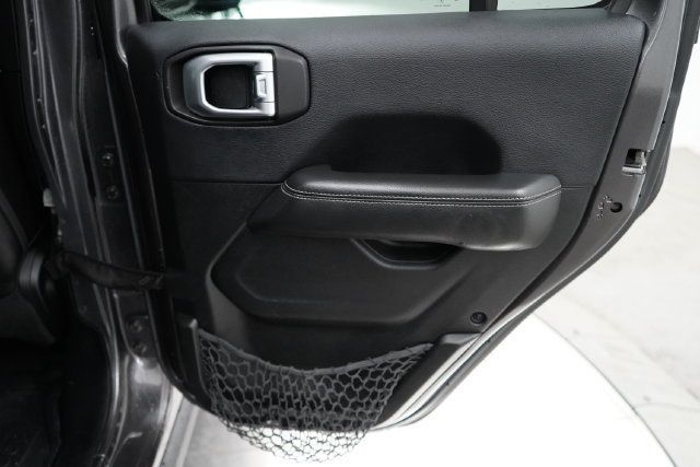 2019 Jeep Wrangler Unlimited Sahara 4x4 - 23084402 - 40