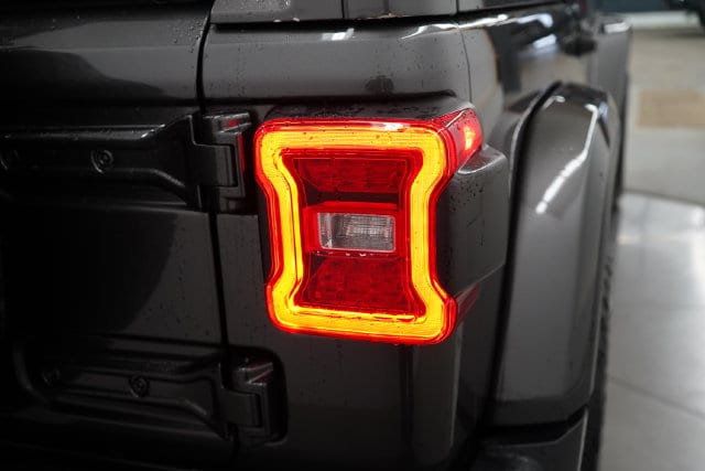 2019 Jeep Wrangler Unlimited Sahara 4x4 - 23084402 - 51