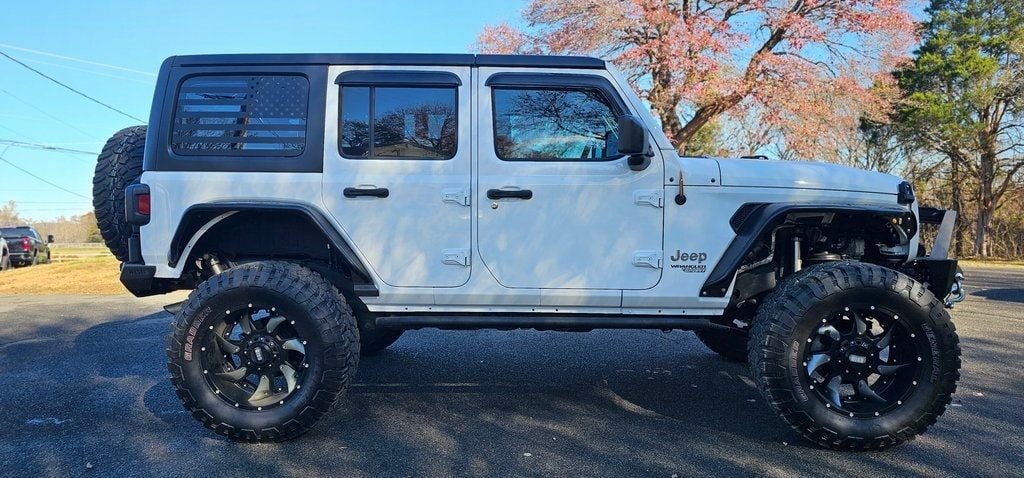 2019 Jeep Wrangler Unlimited Sport - 22635306 - 10