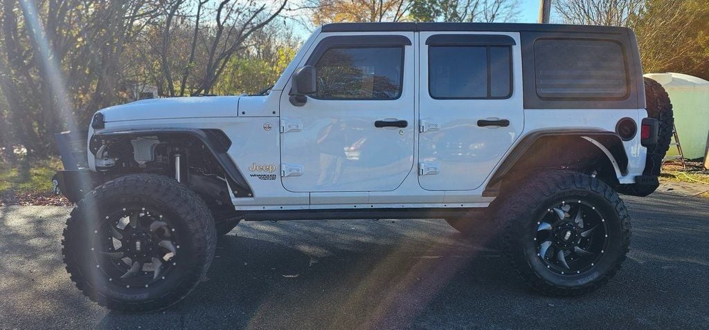 2019 Jeep Wrangler Unlimited Sport - 22635306 - 4