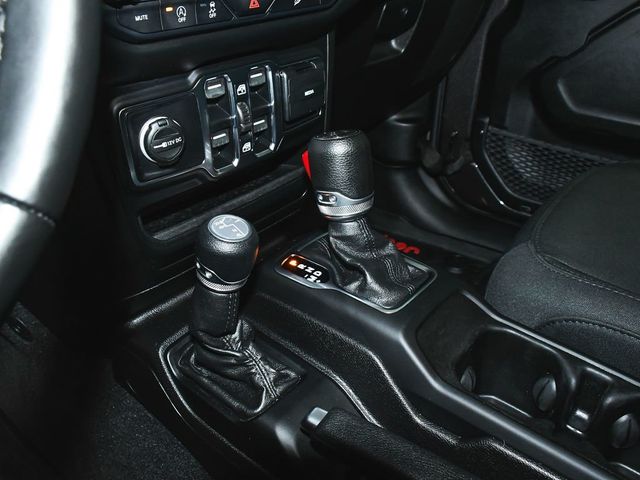 2019 Jeep Wrangler Unlimited Sport S - 23011725 - 27