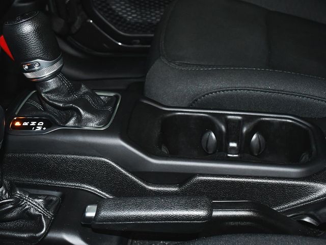 2019 Jeep Wrangler Unlimited Sport S - 23011725 - 29