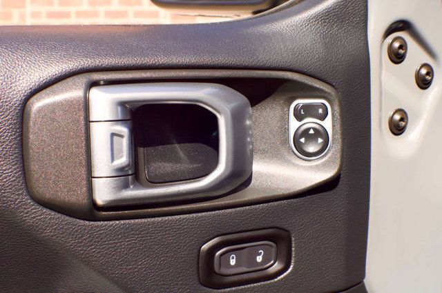 2019 Jeep Wrangler Unlimited LocalTrade/Rubicon/ColdWeatherPkg/BlindSpotMonitor/NAV - 22997100 - 38