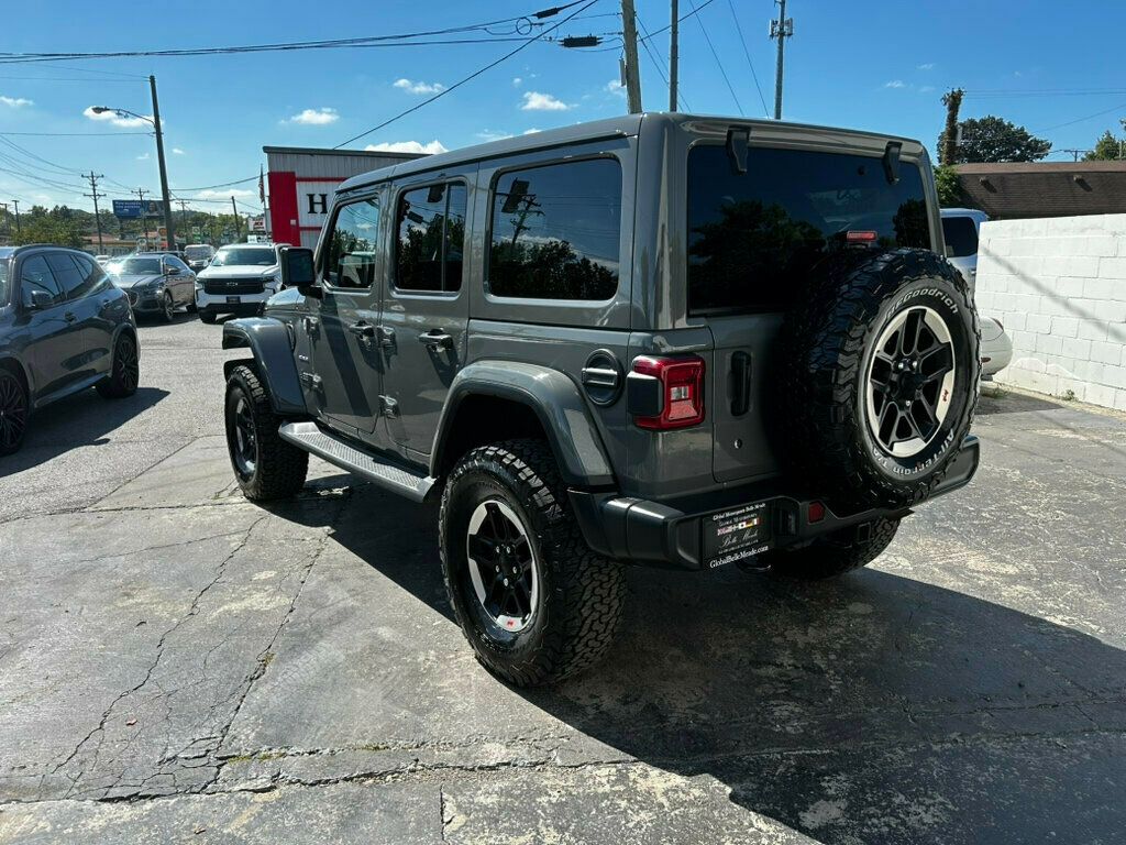 2019 Jeep Wrangler Unlimited Sahara photo 3
