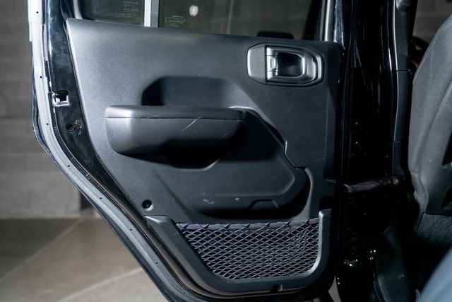 2019 Jeep Wrangler Unlimited Rubicon 4x4 - 23003286 - 38