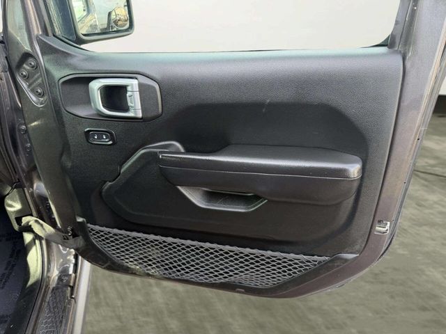 2019 Jeep Wrangler Unlimited Rubicon 4x4 - 22993362 - 28