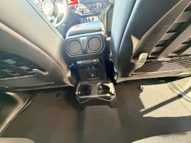 2019 Jeep Wrangler Unlimited Rubicon 4x4 - 23010690 - 18