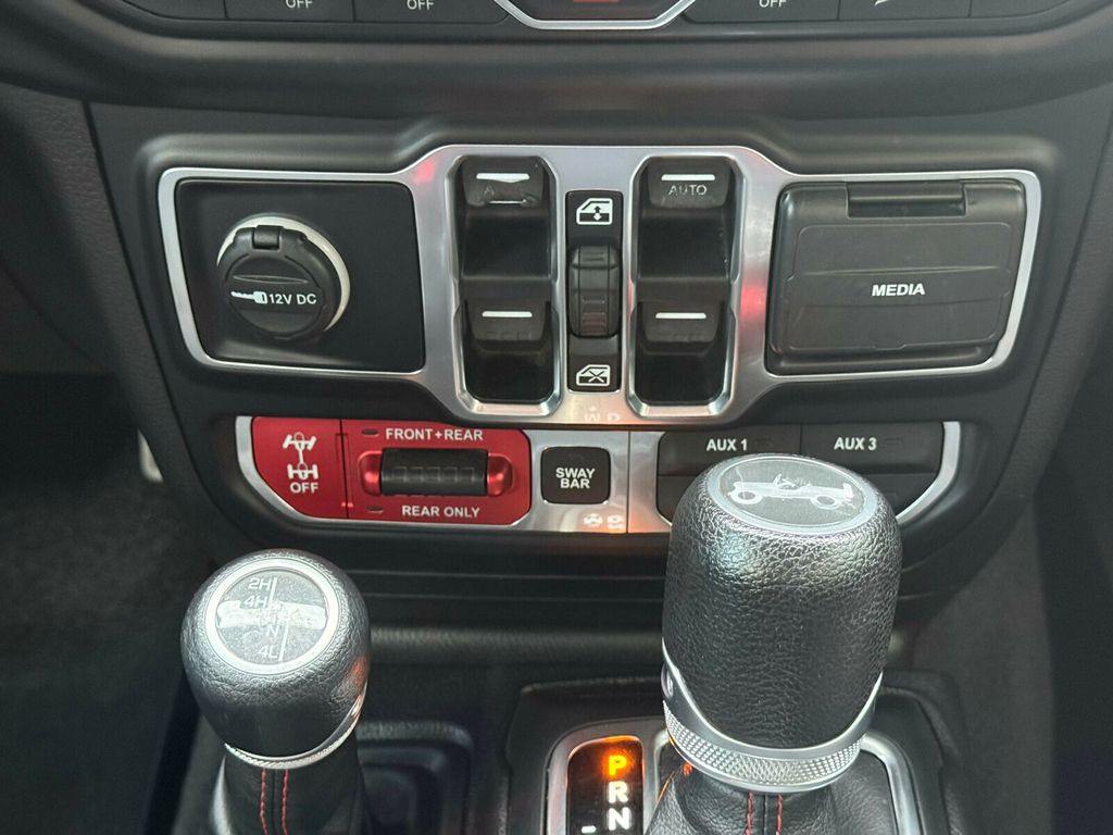 2019 Jeep Wrangler Unlimited Rubicon, Excellent Condition, Southern Owned Since New, 37's! - 23023498 - 17