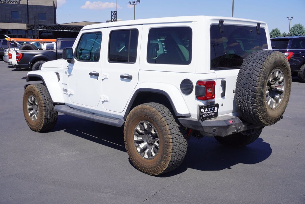 2019 Jeep Wrangler Unlimited Sahara photo 3