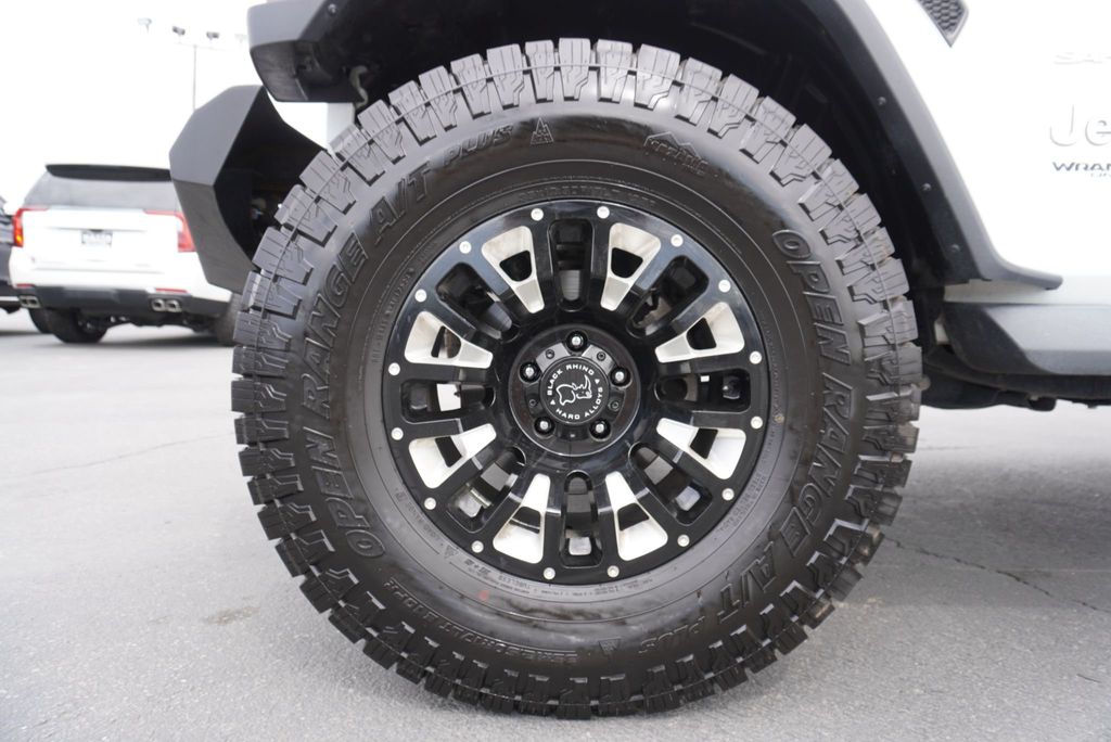 2019 Jeep Wrangler Unlimited SAHARA - 22915818 - 13