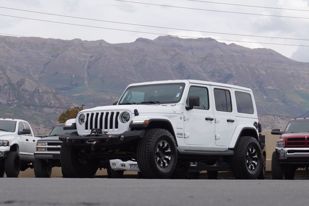 2019 Jeep Wrangler Unlimited SAHARA - 22915818 - 1