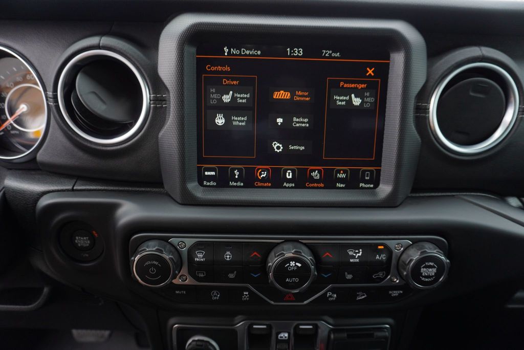 2019 Jeep Wrangler Unlimited SAHARA - 22915818 - 36